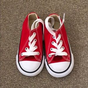 Red converse